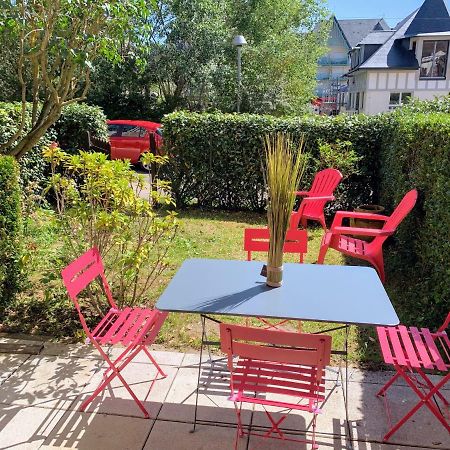 Front De Mer 11 - Jardin - Thalasso Cabourg Exterior foto